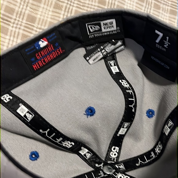 NewEra Yankees Fitted - Picture 3 of 3